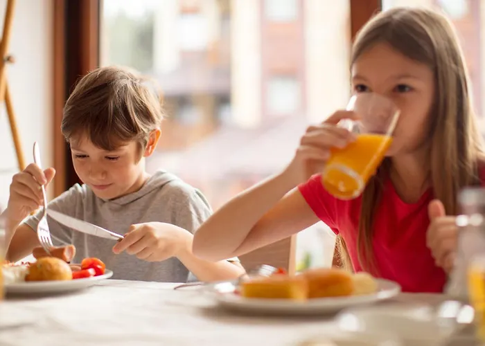 Holiday Inn - The Niu, Mill Muelheim, An IhgHotel Köln